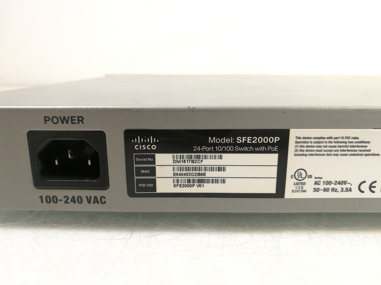 Cisco SFE2000P 24 Port 10/100 PoE Ethernet Network Switch - With Rack Ears