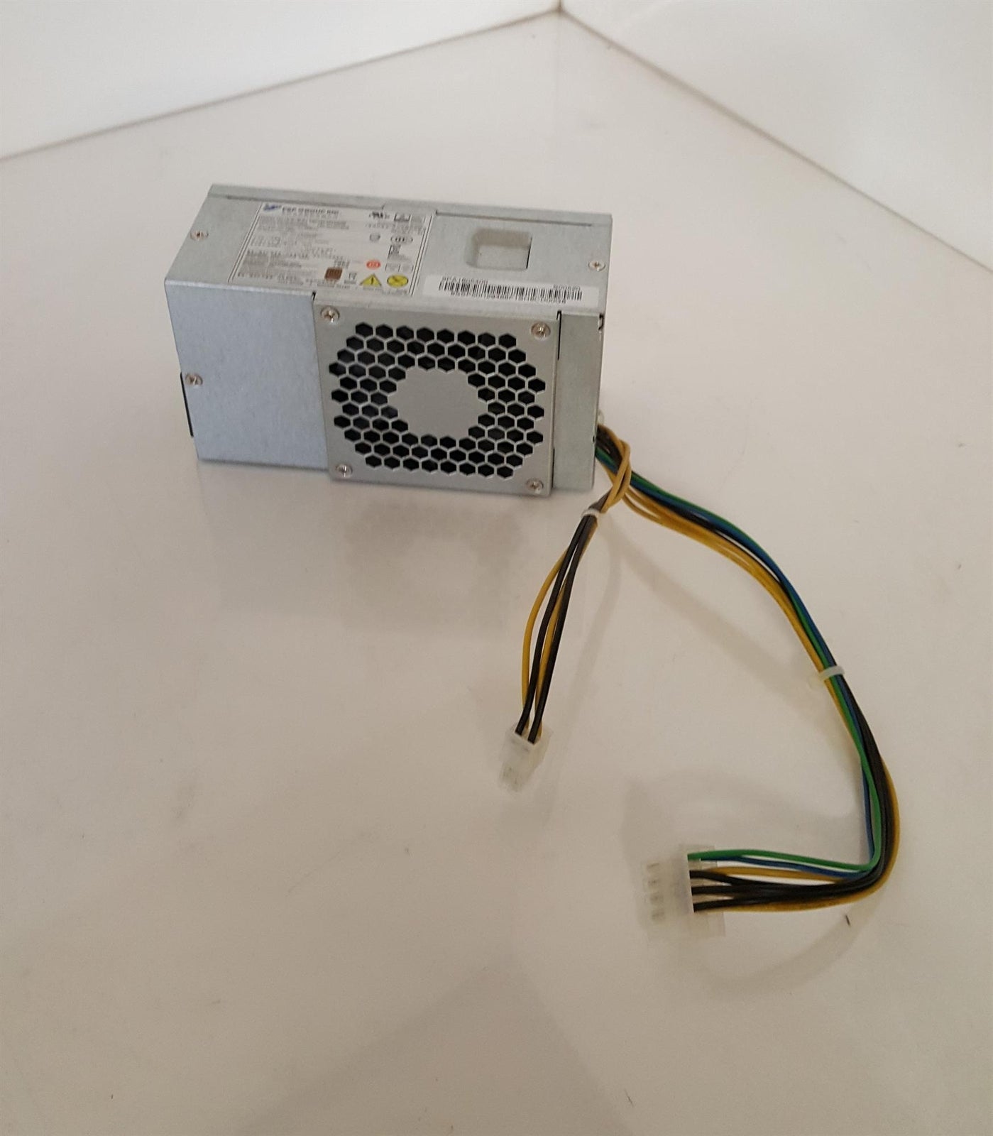 Lenovo 180W FSP Power Supply Unit 54Y8976 FSP180-20TGBAB
