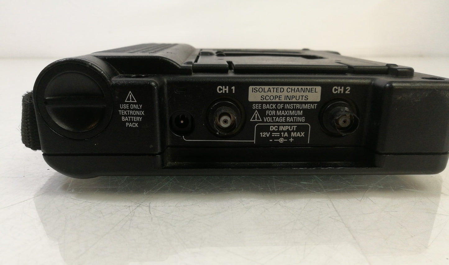 Tektronix TekScope THS720 Std Dual-Channel 100 MHz Handheld Oscilloscope