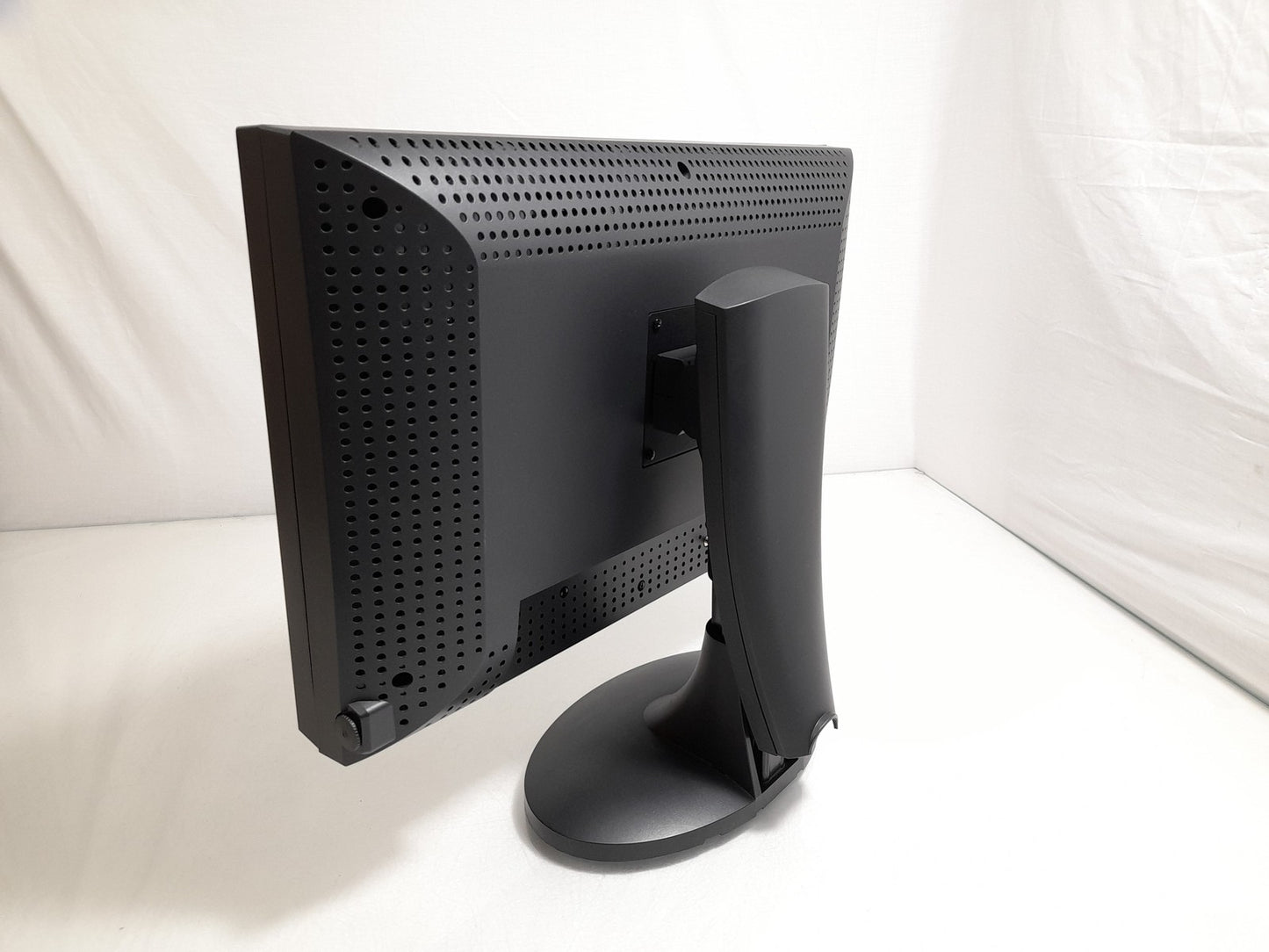 Olorin MedicLine MC241D 24" DVI-D VGA 1920 x 1200 Monitor With Tall Stand