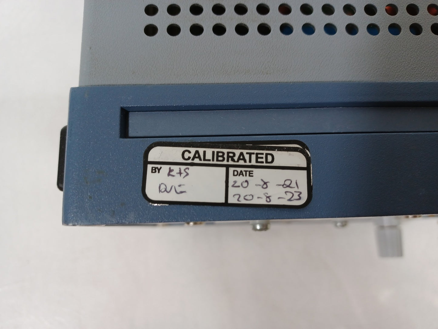 Rohde & Schwarz ESH3-Z5 50 µH Two-Line V-Network 831.5518.52
