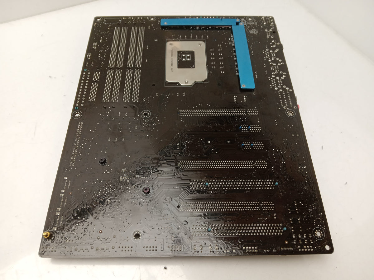 ASUS P7P55D DELUXE Socket LGA1156 DDR3 ATX Motherboard With I/O Shield