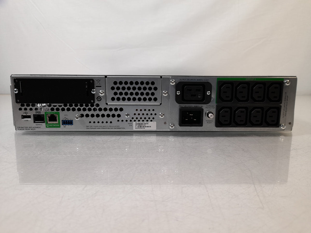 APC SMT3000RMI2UC 3000VA 2700W 230V 2U Rack UPS Smart-UPS - No FacePlate Or Batteries