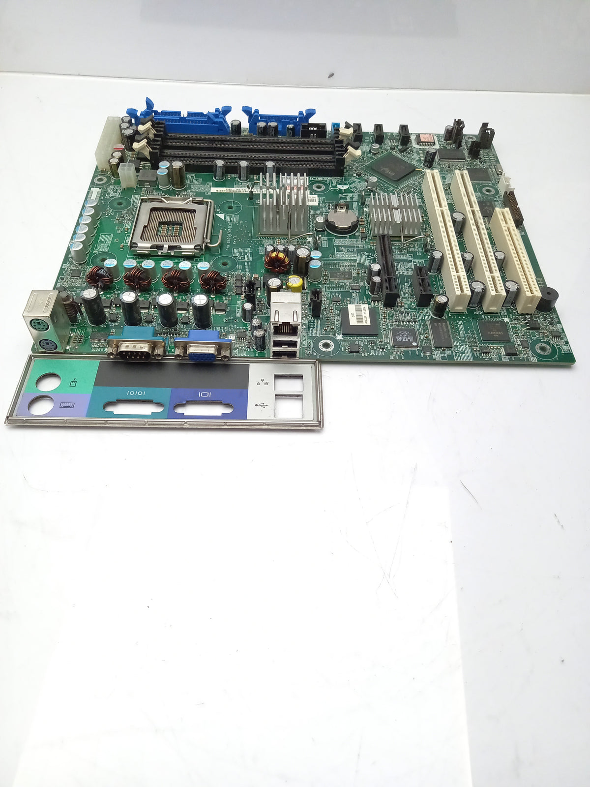 Dell PowerEdge 830 Socket LGA775 DDR2 Motherboard With I/O Shield 0D9240 