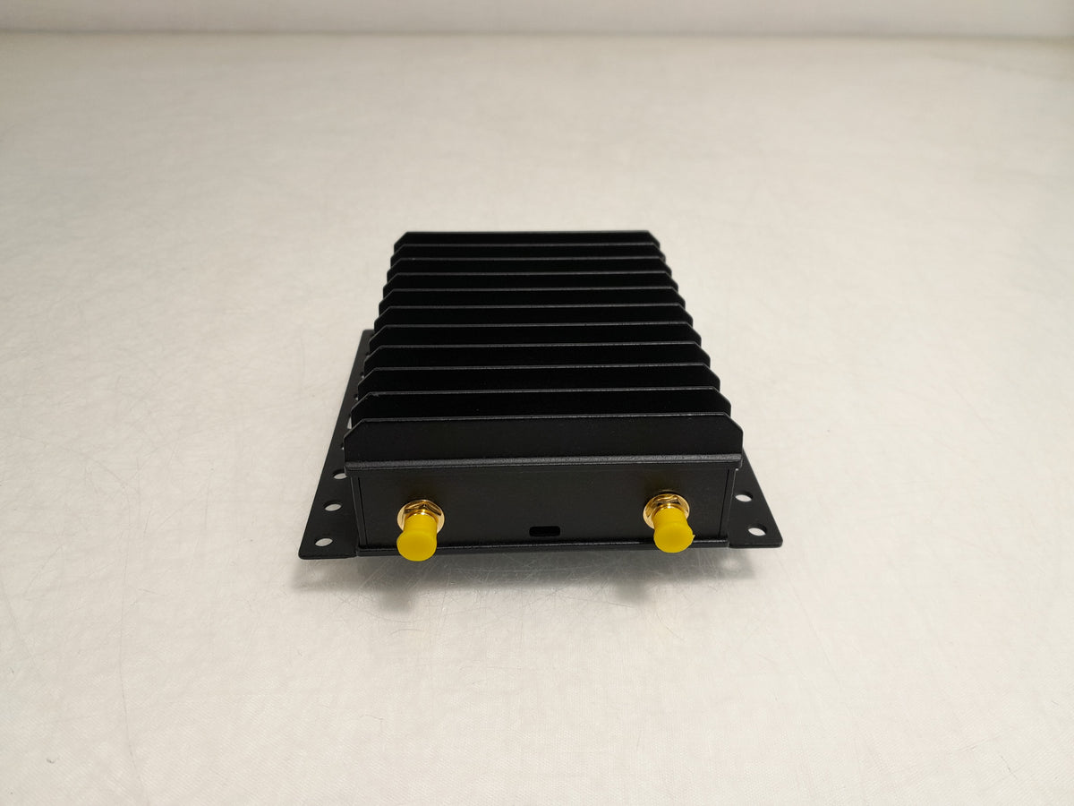 Compulab fitlet2 Fanless Industrial Mini PC - Intel Atom E3930, 8GB RAM, 128GB SSD, Wi-Fi, Mint 22.3-No PSU