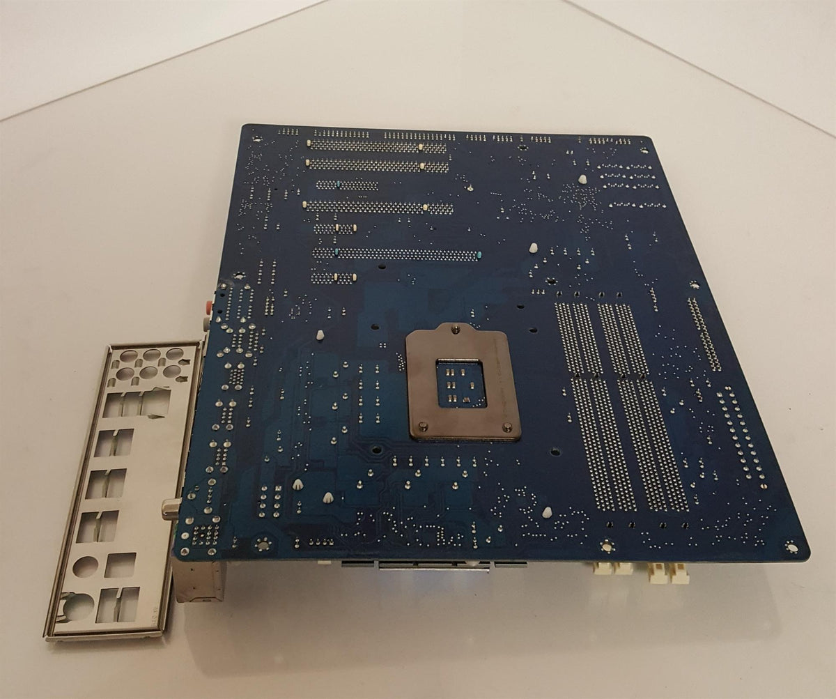 GIGABYTE GA-P55-USB3 Socket LGA1156 DDR3 ATX Motherboard With I/O Shield