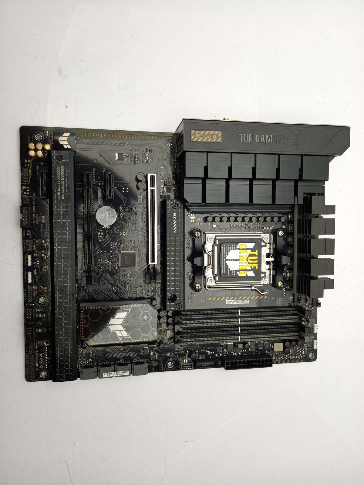 ASUS TUF GAMING B650-PLUS WIFI Socket AM5 DDR5 ATX Motherboard - Faulty