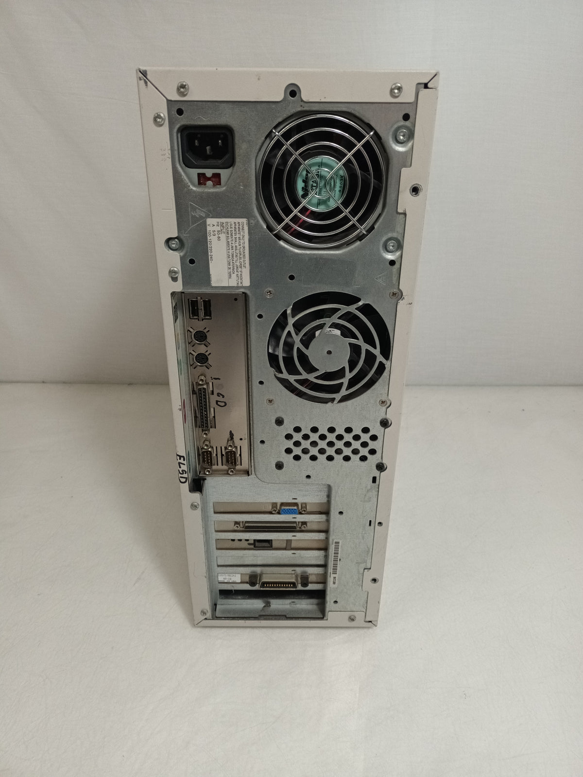Compaq Professional Workstation AP200 - Pentium(R) 3 Processor 550 MHz