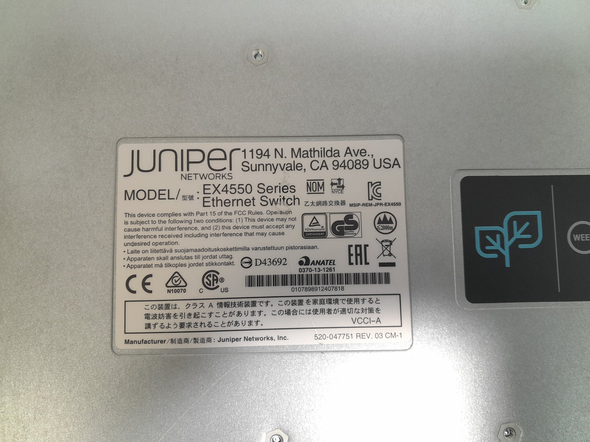 Juniper Networks EX4550-32F-AFO Switch with Juniper EX4550-EM-2QSFP 2 x 40Gb QSFP+ Module