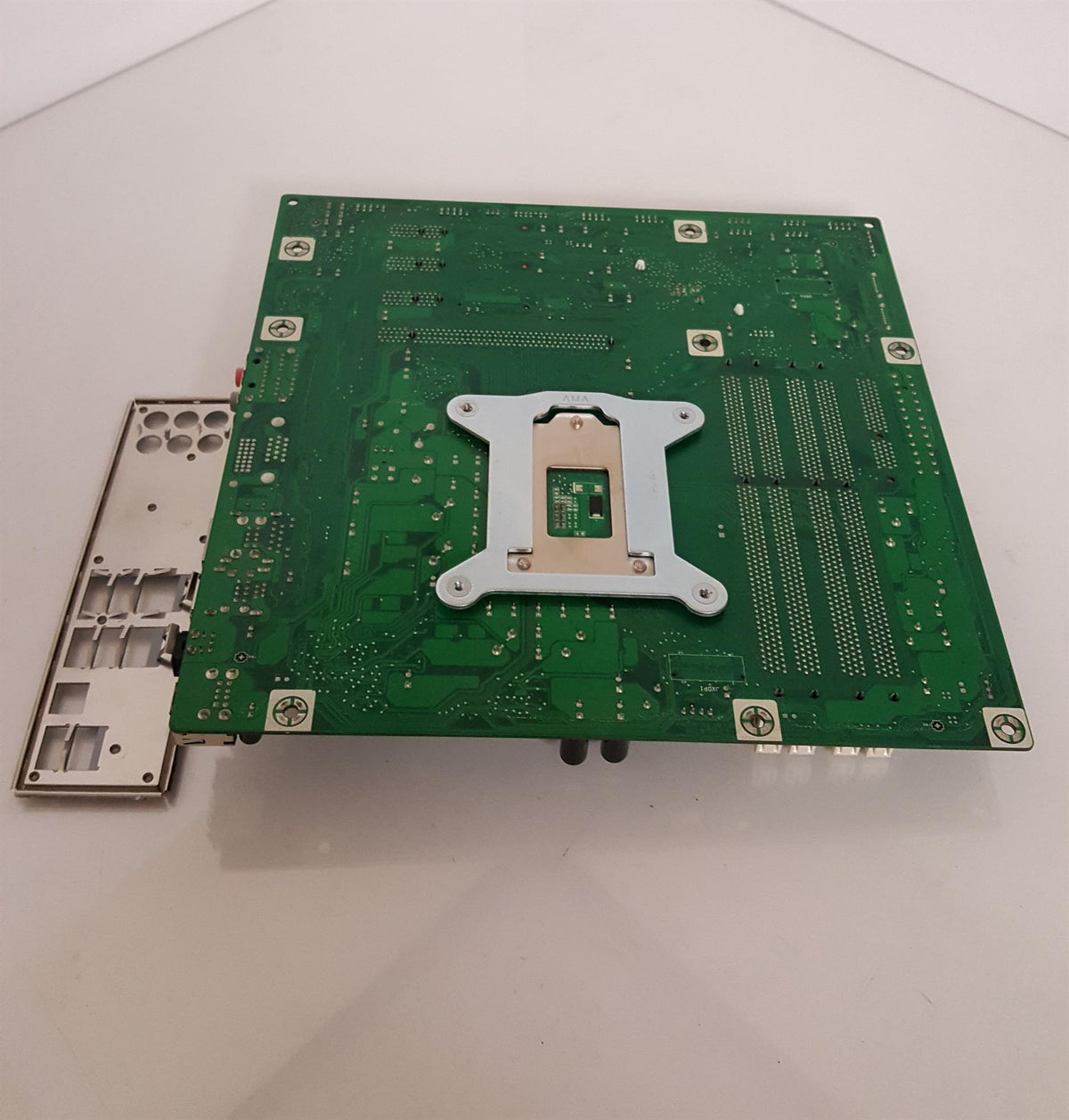HP Elite Socket LGA1156 DDR3 Micro ATX Motherboard With I/O Shield 466799-001