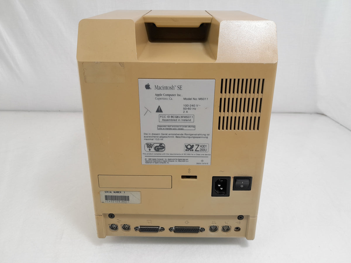 Macintosh SE M5011 2x1MB RAM 800K Floppy Drive - No Hard Disk