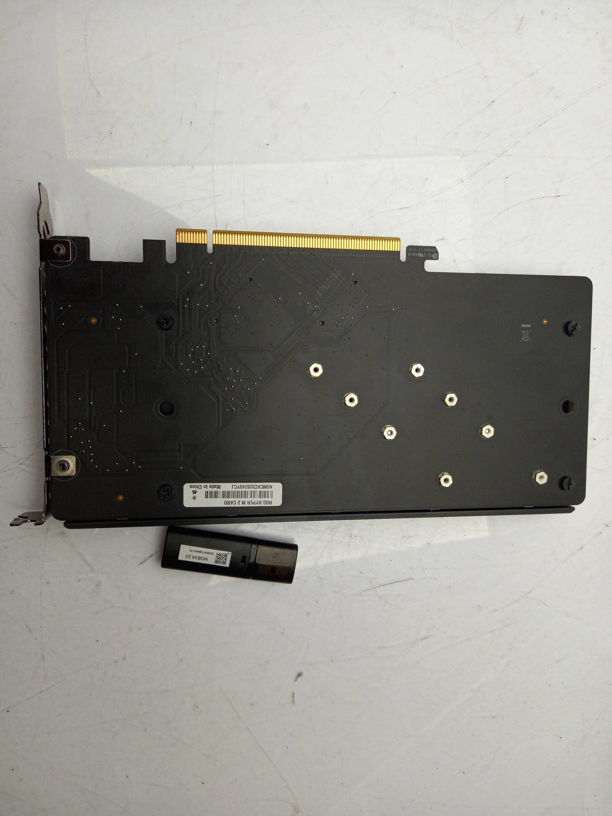 ASUS ROG HYPER M.2 NVMe Card Expansion Card PCIe 5.0 with USB Installation