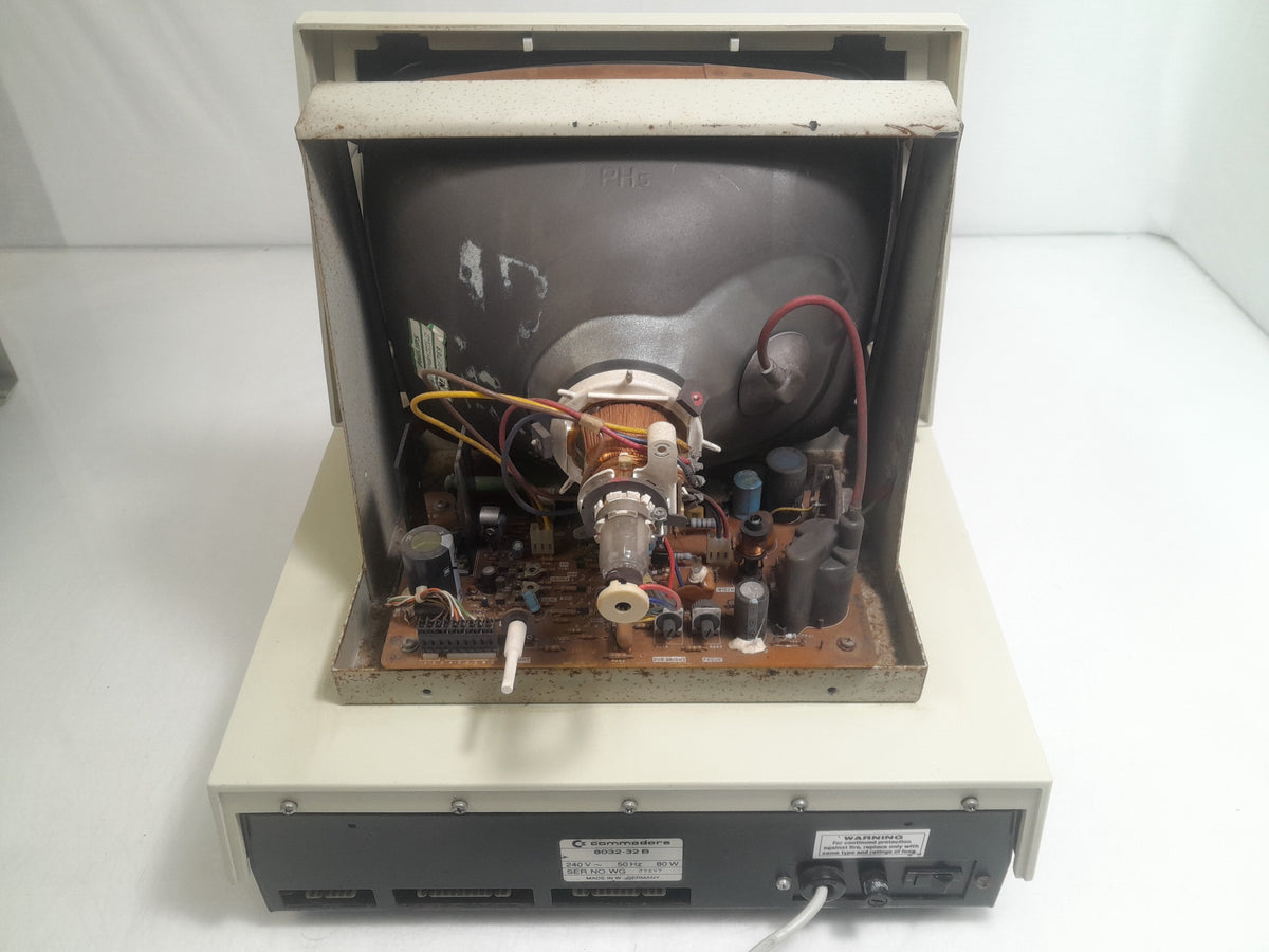Commodore CBM 8032-32B PET 96KB Vintage Computer 64K Expansion No Power