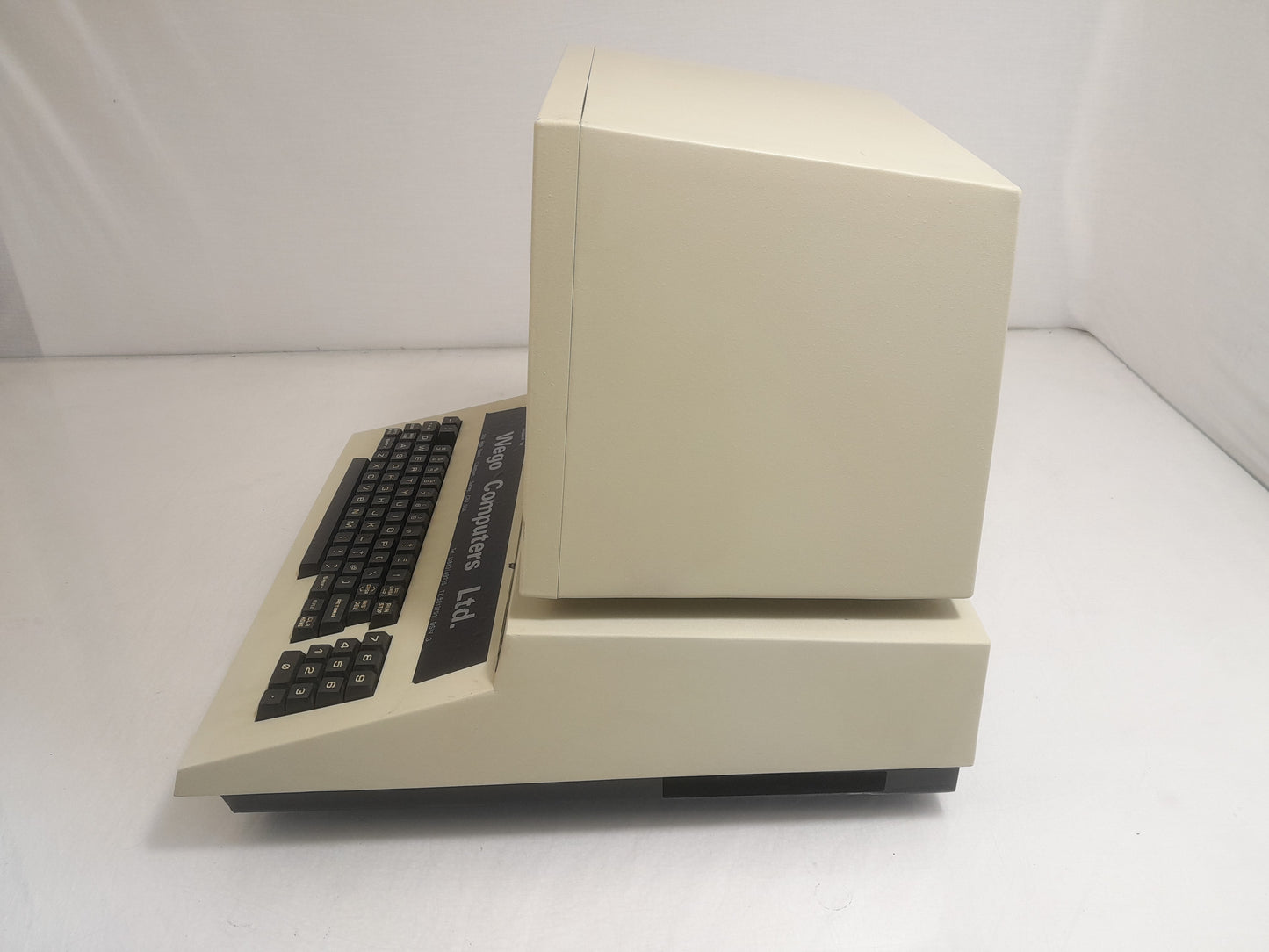 Commodore CBM 8096 PET 96KB Vintage Computer – Faulty / Spares or Repair