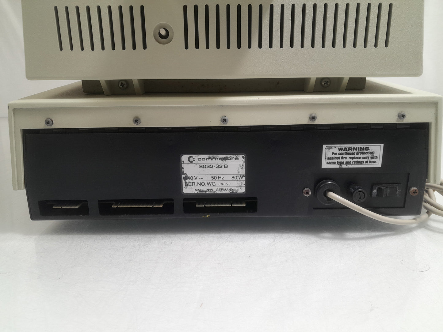 Commodore CBM 8096 PET 96KB Vintage Computer – Faulty / Spares or Repair