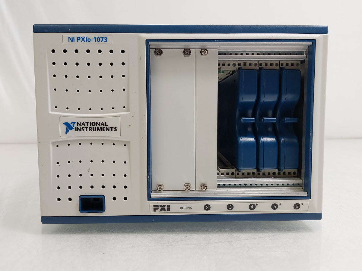 National Instruments PXIe-1073 5-Slot PXI Express Chassis