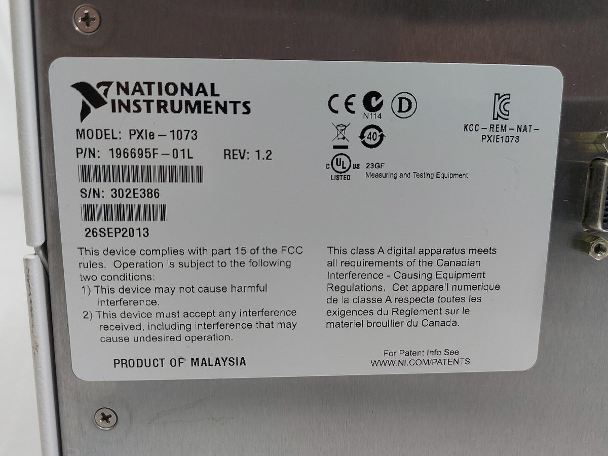 National Instruments PXIe-1073 5-Slot PXI Express Chassis