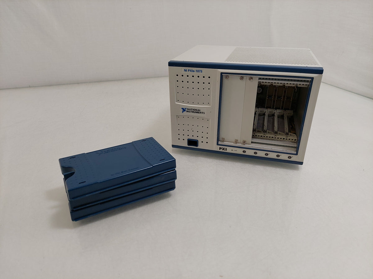 National Instruments PXIe-1073 5-Slot PXI Express Chassis