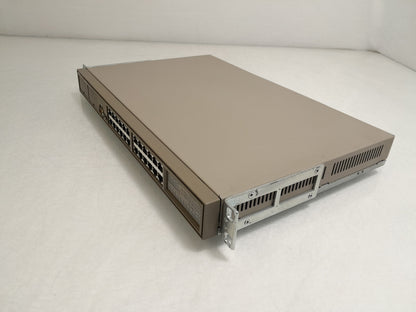 Bay Networks BayStack 102 24-Port 10BASE-T Stackable Ethernet Hub (CG1001E02)