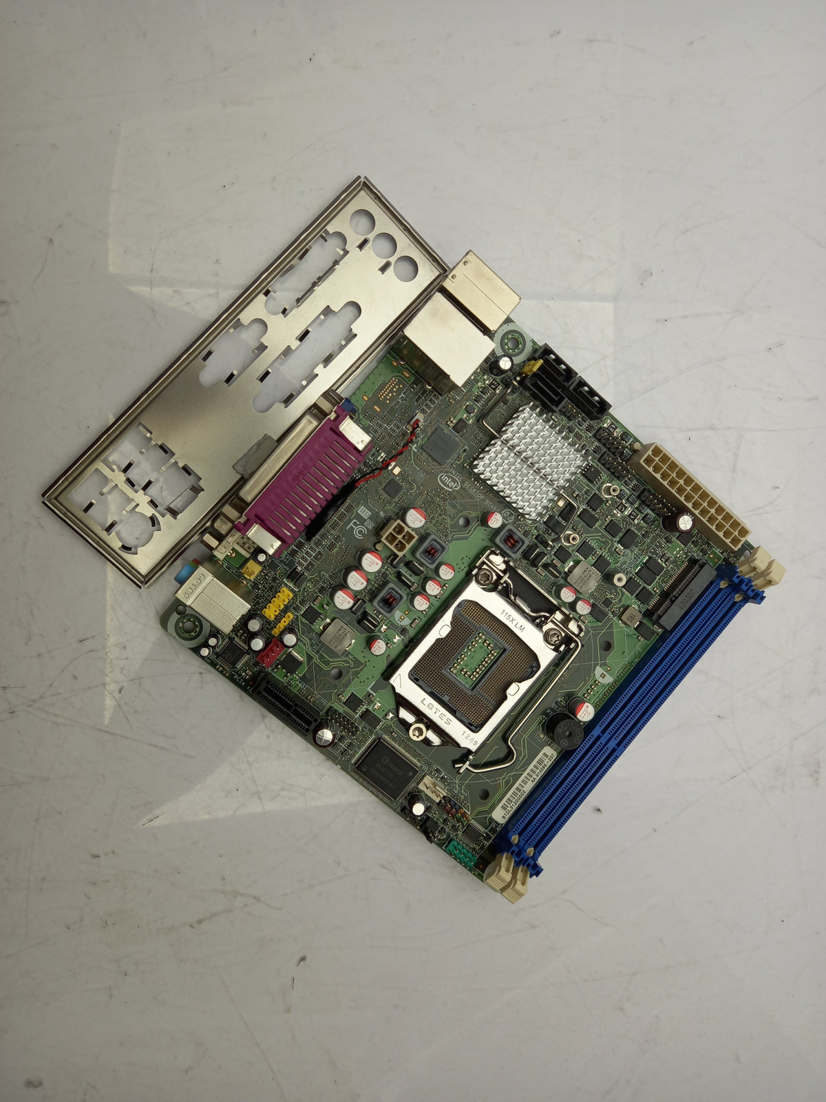 Intel DH61DL Socket LGA1155 DDR3 Motherboard with I/O Shield G14066-207