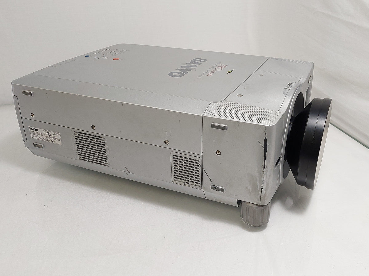 Sanyo PRO xtraX Multiverse PLC-XF35 Multiverse Projector