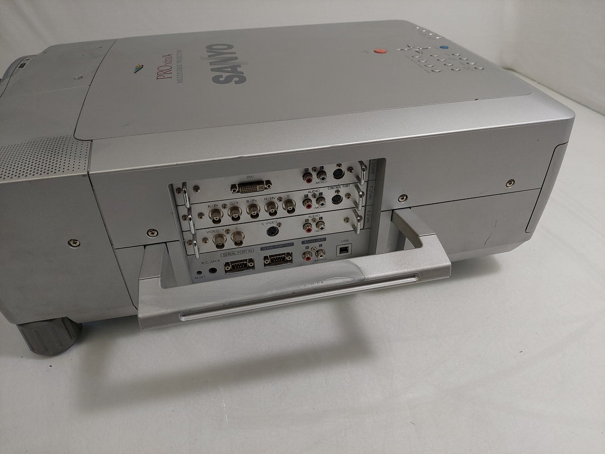 Sanyo PRO xtraX Multiverse PLC-XF35 Multiverse Projector
