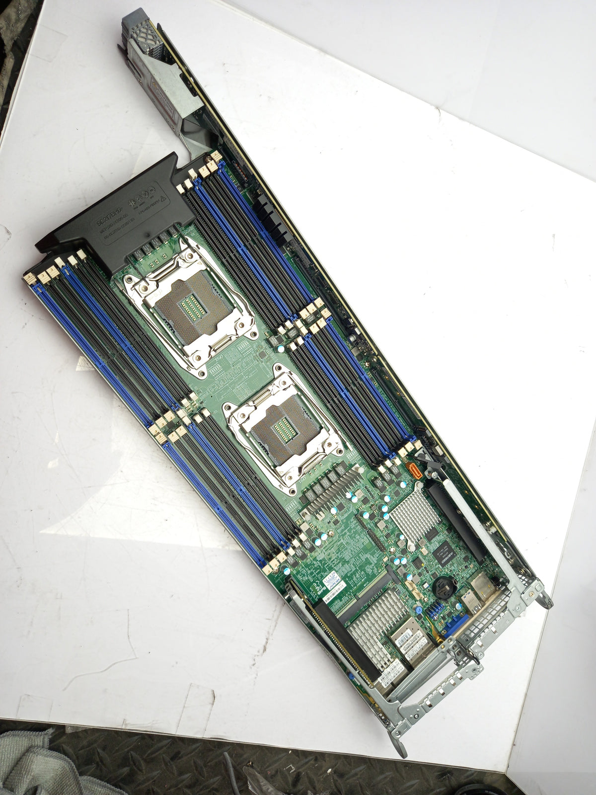 Supermicro X10DRT-B+-NA011 Dual LGA2011-3 DDR4 Server Motherboard
