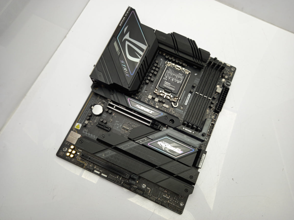 ASUS ROG Strix Z790-F Gaming WiFi II LGA 1700 DDR5 Motherboard - Faulty