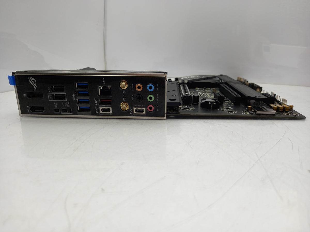 ASUS ROG STRIX B660-F Gaming WiFi LGA1700 DDR5 Motherboard B660-F Gaming WiFi - Faulty