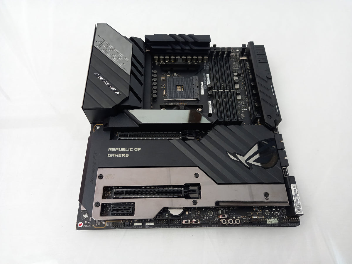 ASUS ROG Crosshair VIII Extreme X570 Socket AM4 DDR4 Motherboard 90MB1860-M0EAY0 - Faulty