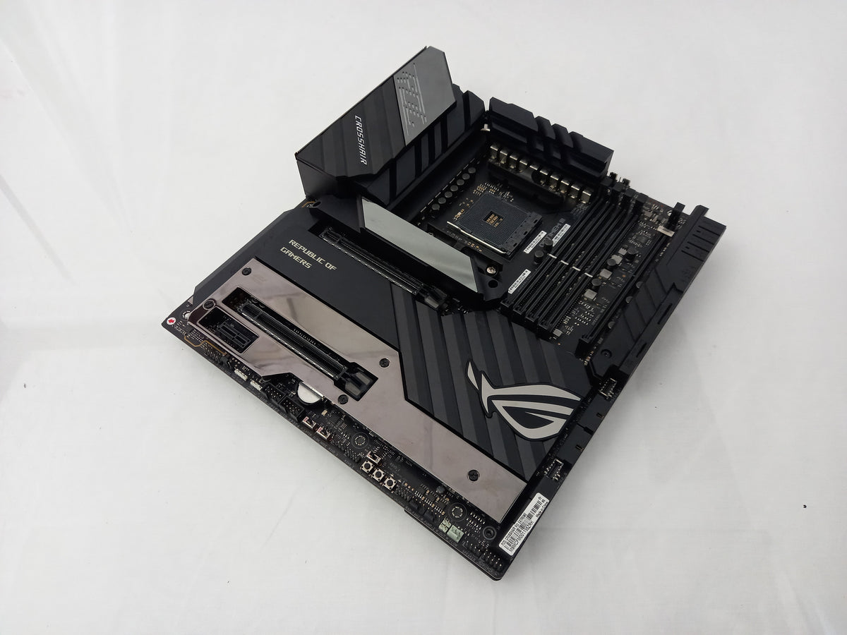 ASUS ROG Crosshair VIII Extreme X570 Socket AM4 DDR4 Motherboard 90MB1860-M0EAY0 - Faulty
