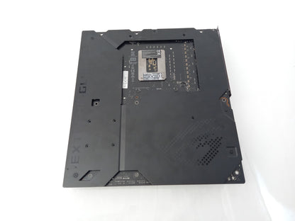 ASUS ROG MAXIMUS Z690 EXTREME GLACIAL LGA1700 DDR5 90MB1A60-M0EAY0- Faulty