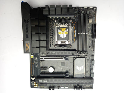ASUS TUF GAMING B650-PLUS WIFI Socket AM5 DDR5 ATX Motherboard 90MB1BZ0-M0EAY0- Faulty