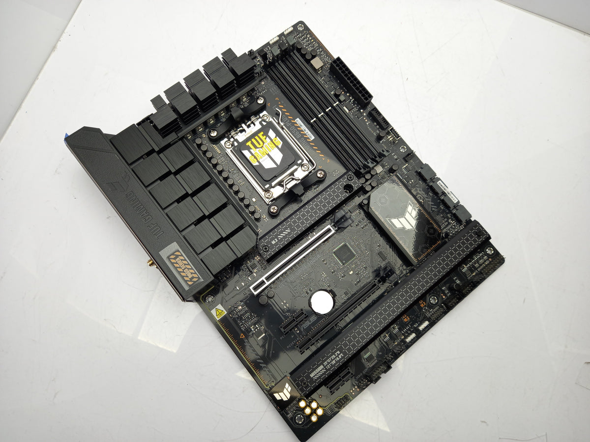 ASUS TUF GAMING B650-PLUS WIFI Socket AM5 DDR5 ATX Motherboard 90MB1BZ0-M0EAY0- Faulty