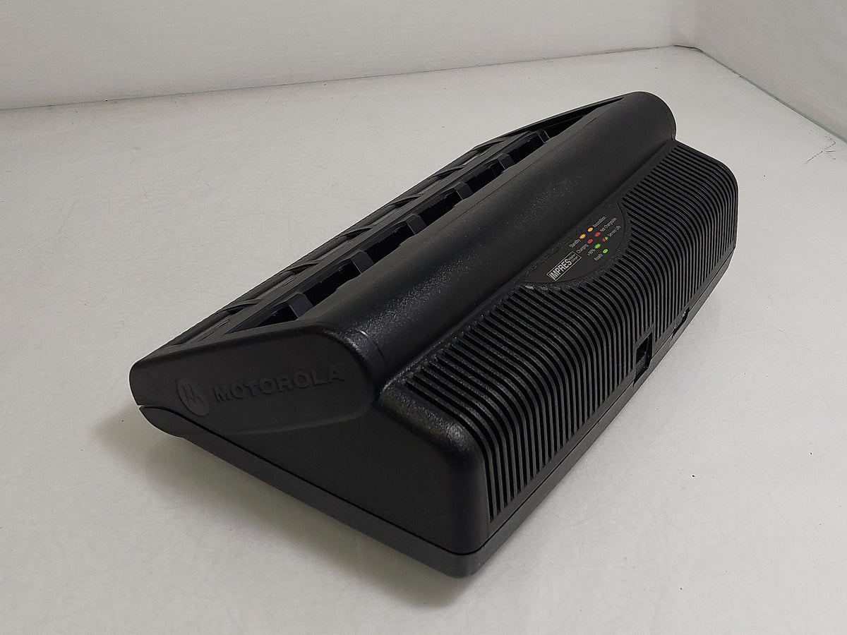 Motorola IMPRES WPLN4211B 6-Way Multi-Unit Radio Battery Charger 100-240V