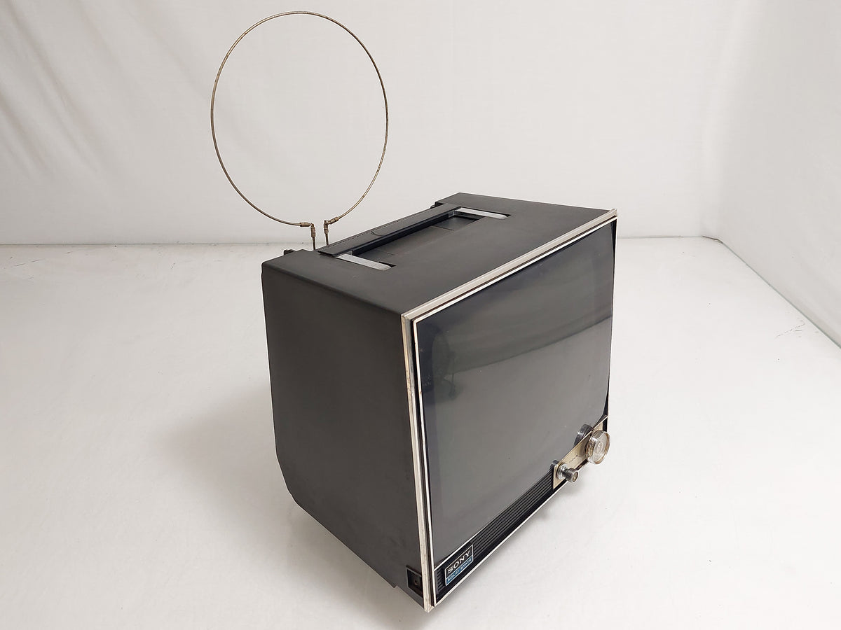 Sony TV-110UK 11in 1971 Vintage Portable B&W CRT TV UHF 12V Tested Aerial