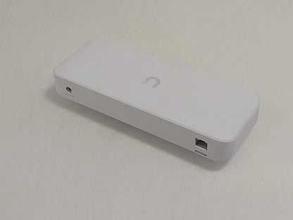 Ubiquiti UniFi Switch Ultra USW-Ultra-60W 8-Port Gigabit PoE+ Managed Switch