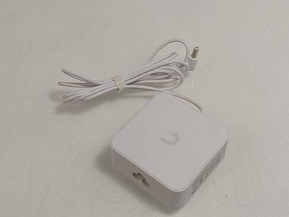 Ubiquiti UniFi Switch Ultra USW-Ultra-60W 8-Port Gigabit PoE+ Managed Switch