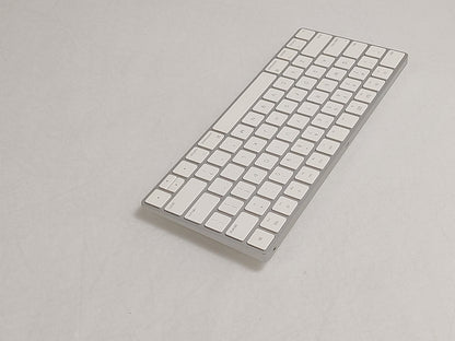 Apple Magic Keyboard A1644 MLA22LL/A US English Wireless Bluetooth Rechargeable