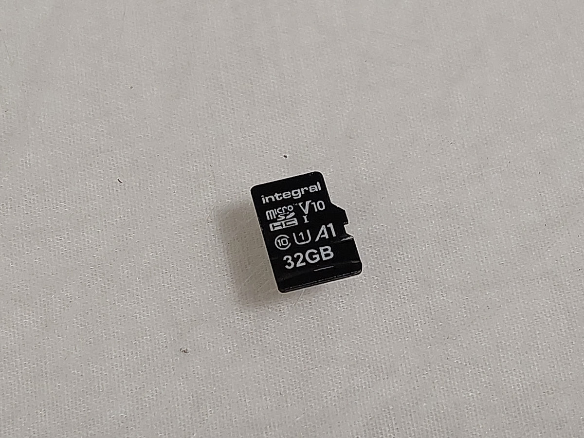 Insta360 ONE X2 5.7K 360 Action Camera 32GB Battery Lens Marks Tested