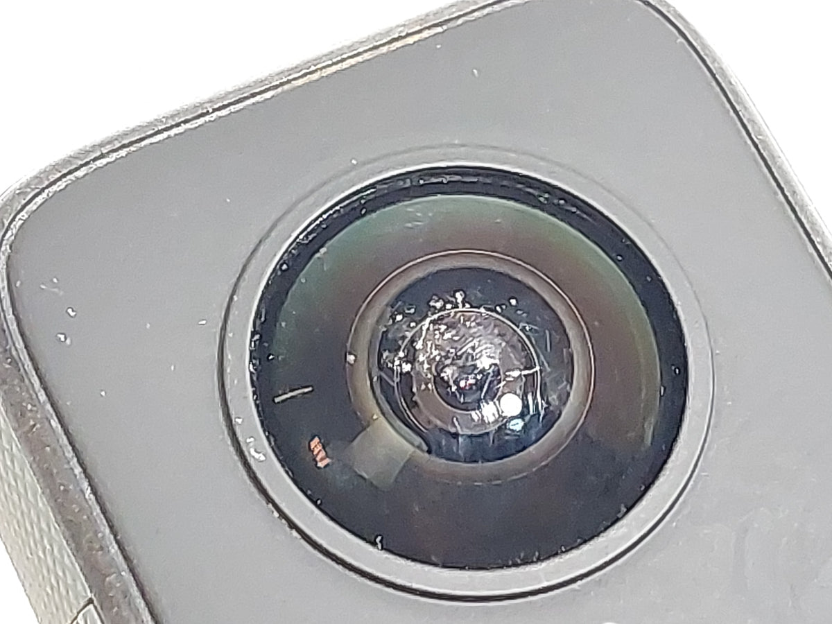 Insta360 ONE X2 5.7K 360 Action Camera 32GB Battery Lens Marks Tested