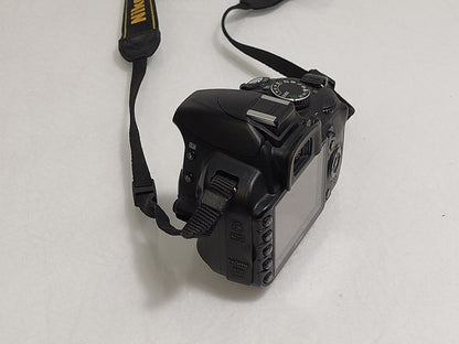 Nikon D3100 DSLR 18-55mm VR Lens 16GB Charger 8441 Shots Possible Focus Issue