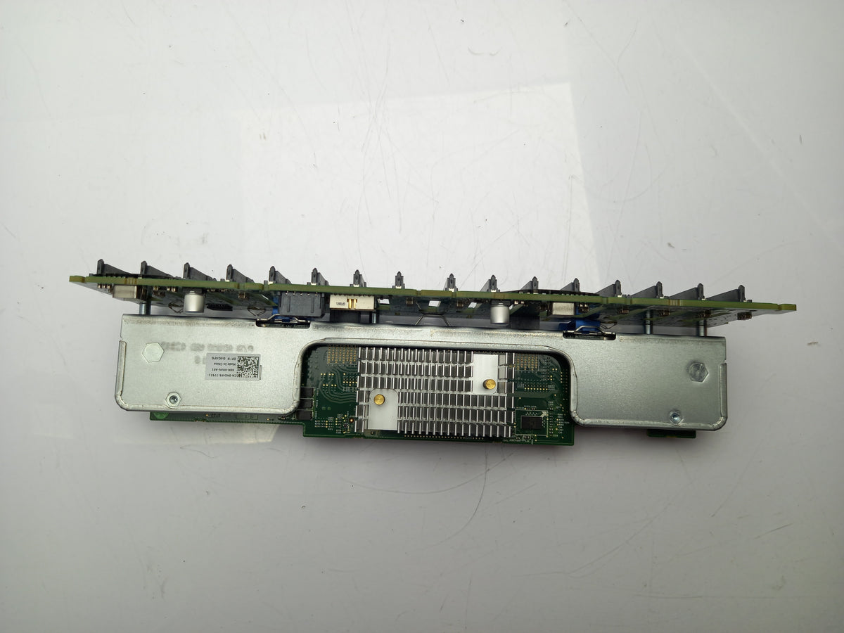 Dell PowerEdge R730 16x Bay 2.5" SFF SAS Backplane Board 07K5HK 0DTCR0