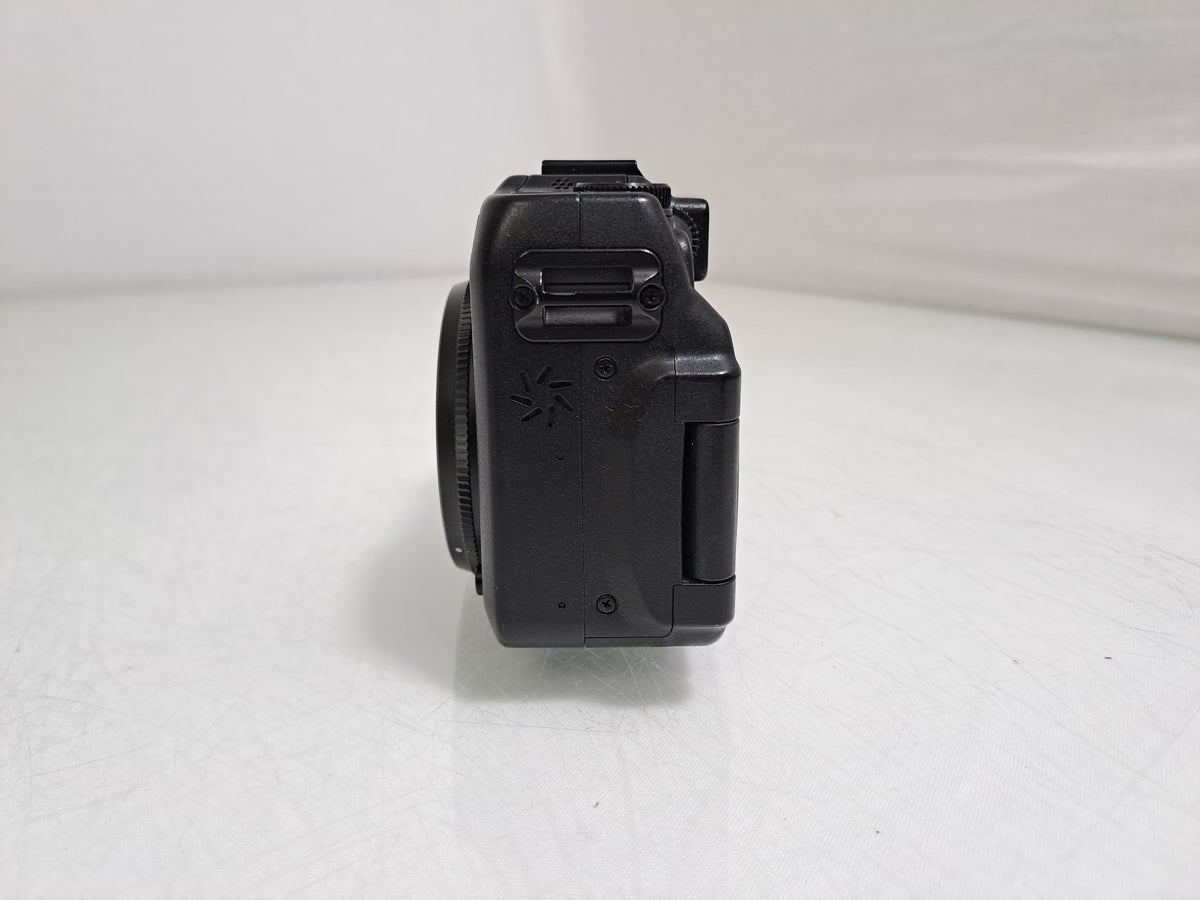 Canon PowerShot G12 10MP CCD 5x Optical Zoom Vari-Angle Digital Camera UNTESTED