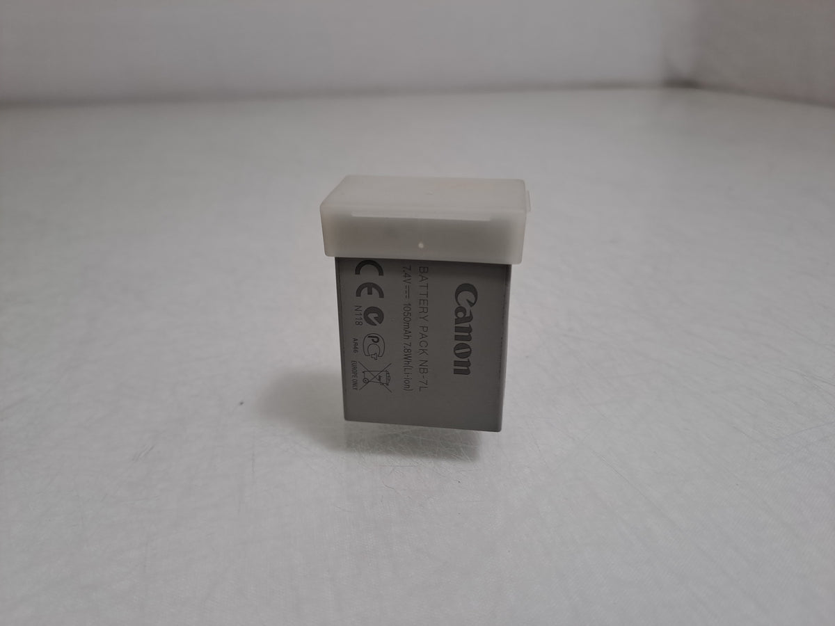 Canon PowerShot G12 10MP CCD 5x Optical Zoom Vari-Angle Digital Camera UNTESTED