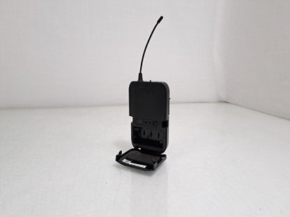 Shure BLX1 K3E 606-630MHz UHF Bodypack Transmitter Power Tested No Batteries