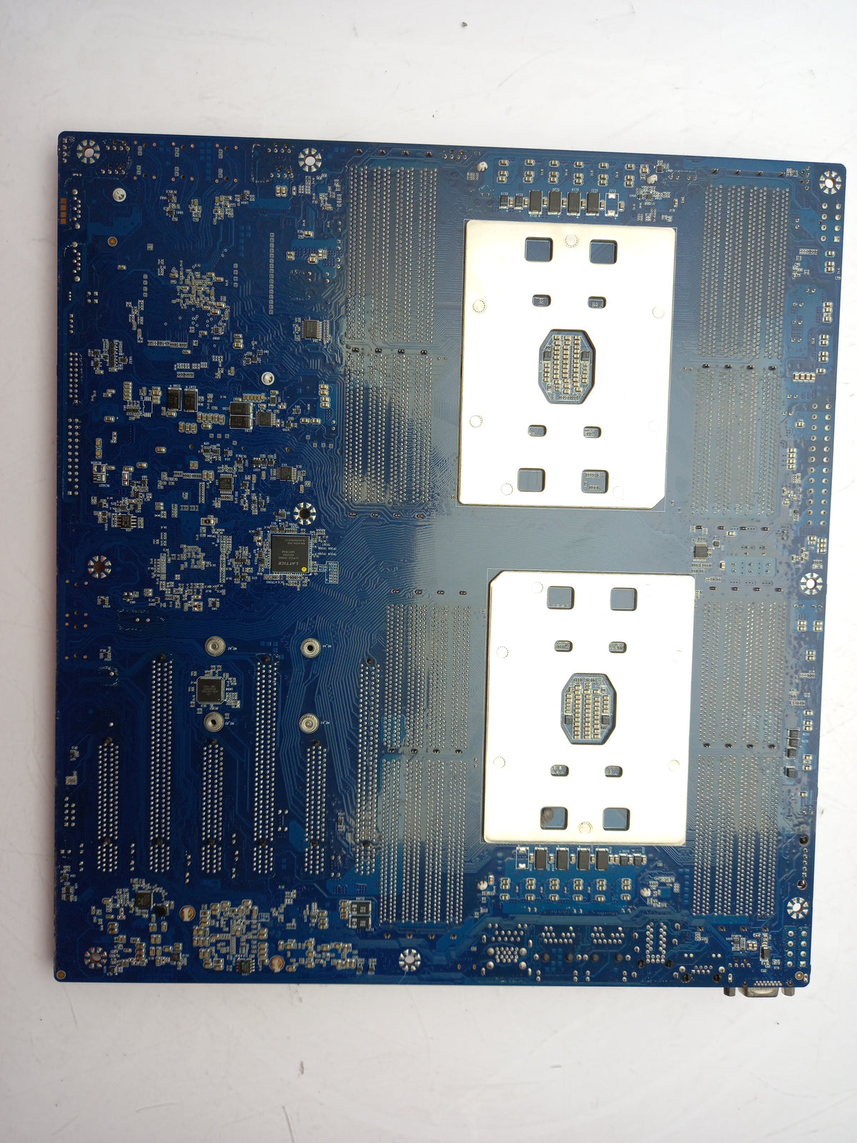 Gigabyte MD71-HB0 Socket LGA 3647 DDR4 Server Motherboard