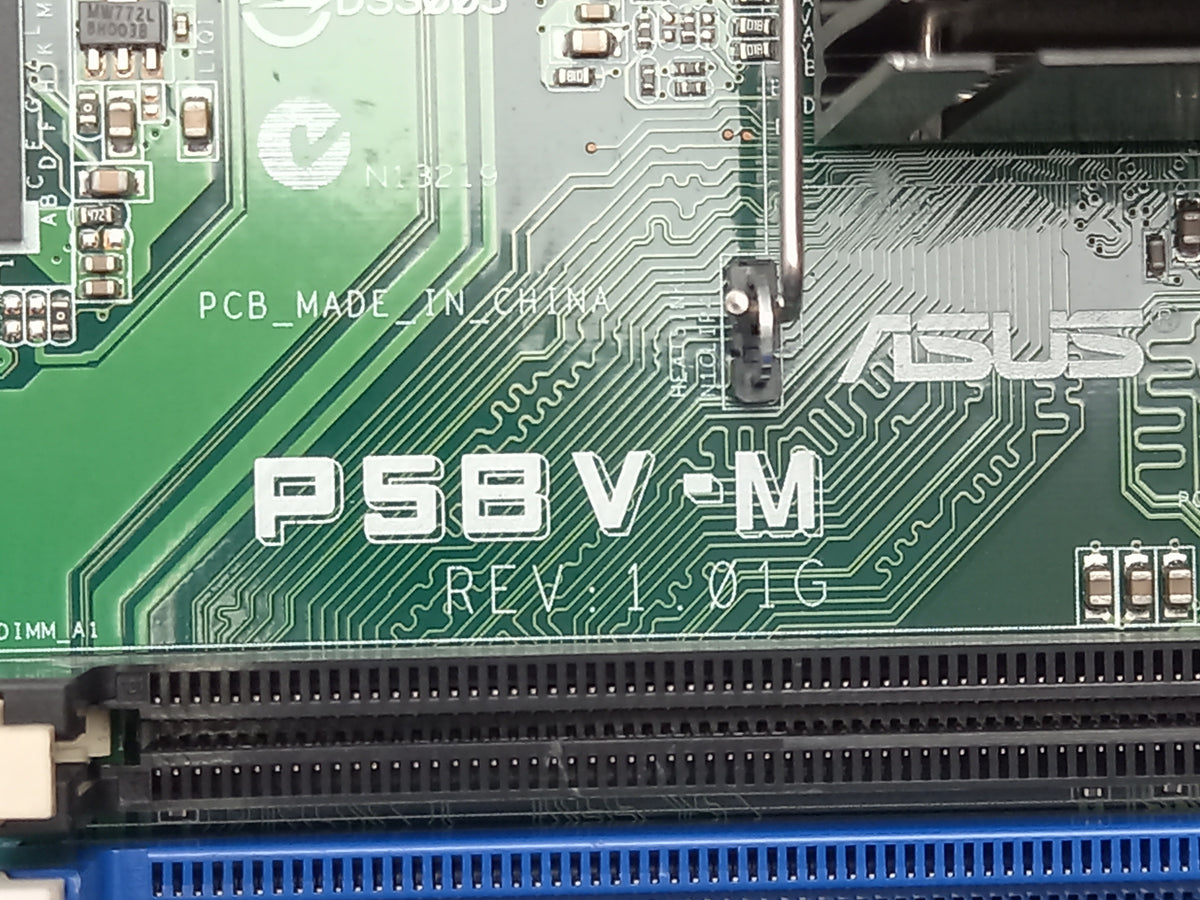 Asus P58V-M Socket LGA775 DDR2 Motherboard