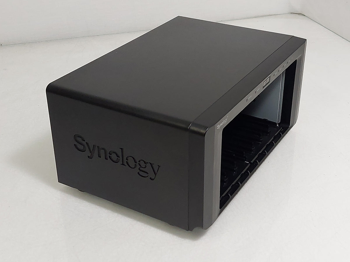 Synology DS1815+ 8-Bay NAS Intel C2538 2GB 4xGbE No HDDs/Caddies