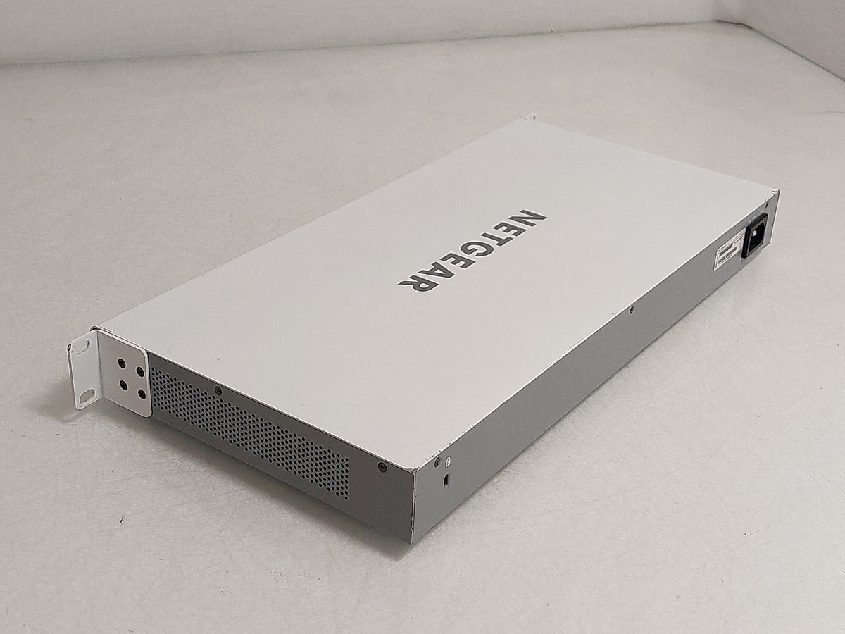 NETGEAR GC728X 28-Port Managed Smart Cloud Switch 24x GbE 2x SFP 2x 10G SFP+